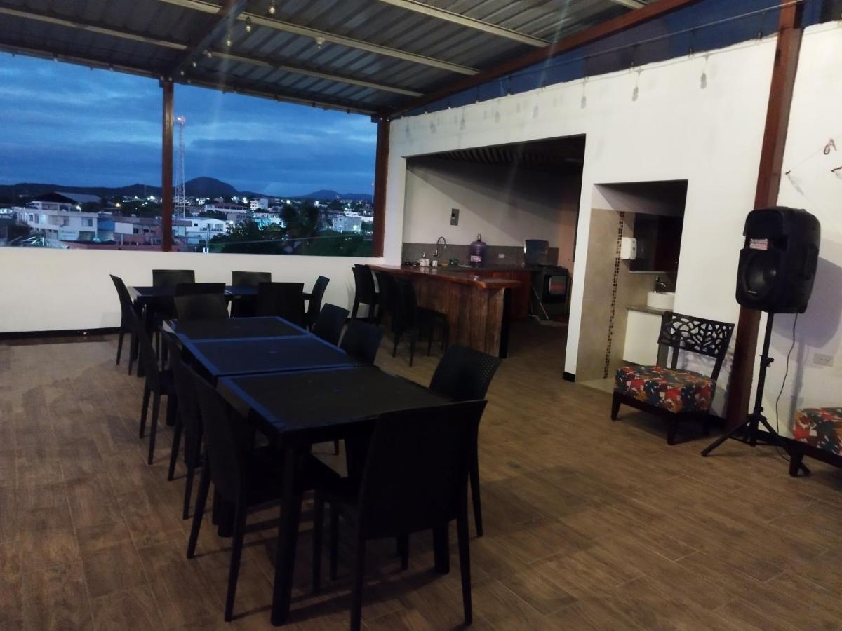 Casa D'Lucas Apartment Puerto Baquerizo Moreno Exterior photo